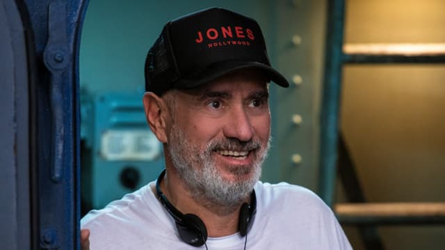 Roland Emmerich auf dem Set. Roland Emmerich auf dem Set.
