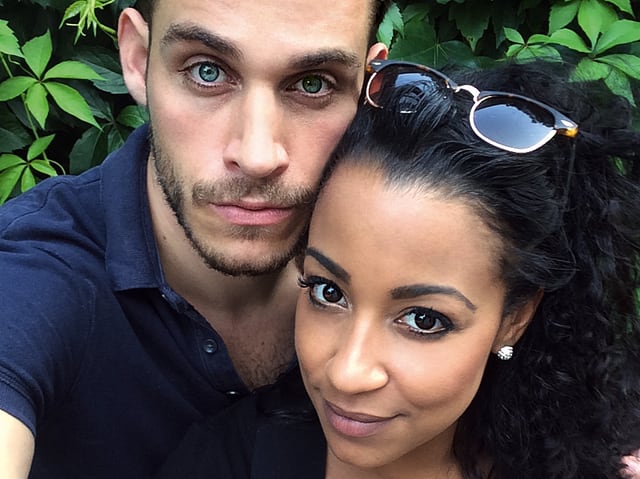 Fabienne Louves mit Sonnenbrille im Haar, neben ihr ihr Freund Luca Schneider. Fabienne Louves mit Sonnenbrille im Haar, neben ihr ihr Freund Luca Schneider.