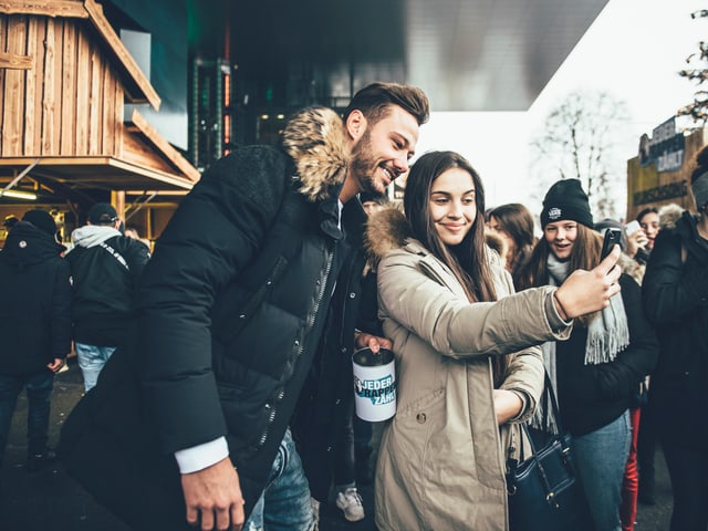 Clive Bucher mit Fan