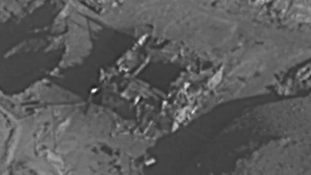 Luftaufnahme des mutmasslichen Reaktors in Syrien, welcher durch israelische Luftangriffe zerstört wurde. Luftaufnahme des mutmasslichen Reaktors in Syrien, welcher durch israelische Luftangriffe zerstört wurde.
