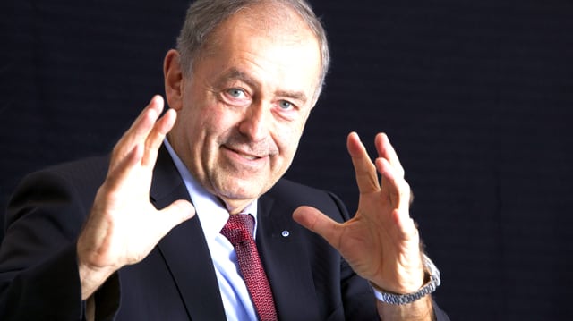 Wirtschaftsexperte Professor Franz-Josef Radermacher im Gespräch über Globalisierung und Flüchtlingsproblematik. Wirtschaftsexperte Professor Franz-Josef Radermacher im Gespräch über Globalisierung und Flüchtlingsproblematik.