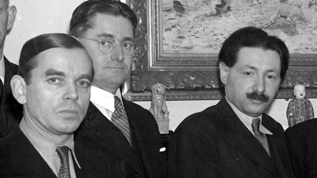 Historische Schwarzweiss-Fotografie der drei Forscher Historische Schwarzweiss-Fotografie der drei Forscher