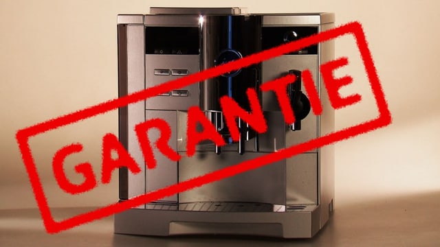Kaffeemaschine mit Garantiestempel Kaffeemaschine mit Garantiestempel