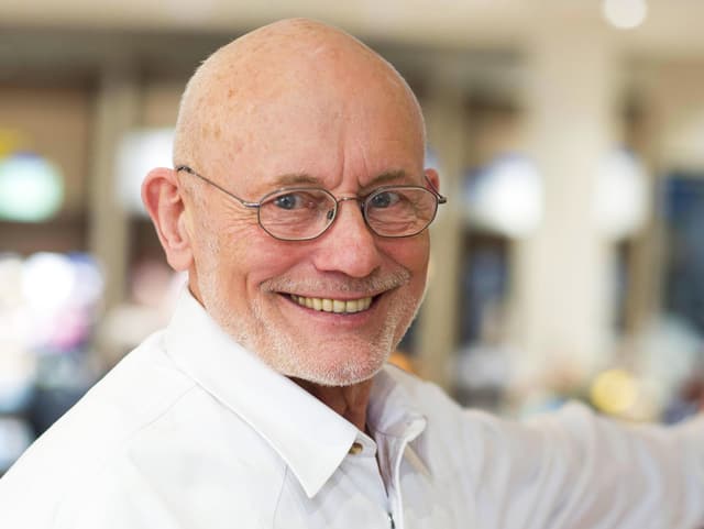 Porträt von Rüdiger Nehberg. Porträt von Rüdiger Nehberg.
