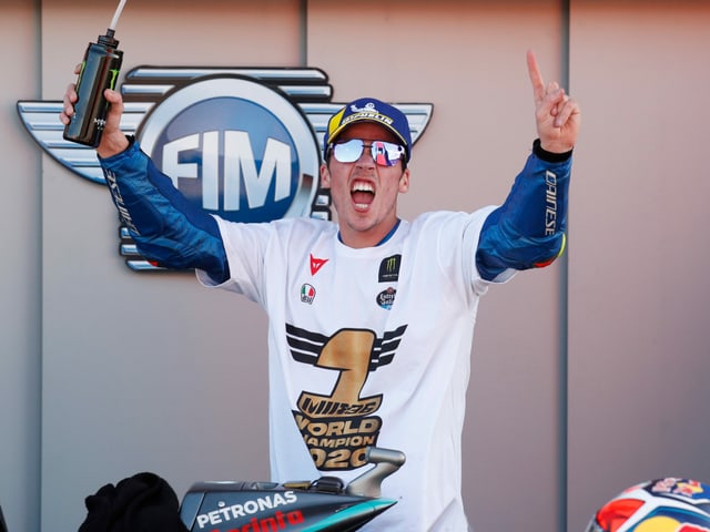 Joan Mir ist zum ersten Mal MotoGP-Weltmeister. Joan Mir ist zum ersten Mal MotoGP-Weltmeister.