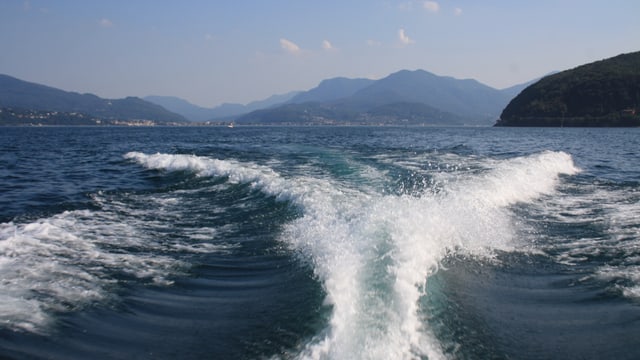 Auch die Seen, wie hier der Lago Maggiore, brachten Badenden kaum mehr Abkühlung. Auch die Seen, wie hier der Lago Maggiore, brachten Badenden kaum mehr Abkühlung.