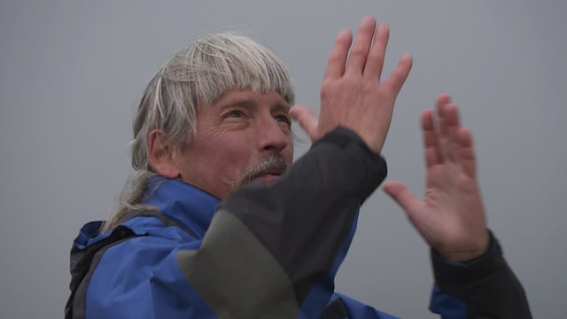 Tai-Chi in der Natur: Schamane Charles Rüttimann Tai-Chi in der Natur: Schamane Charles Rüttimann