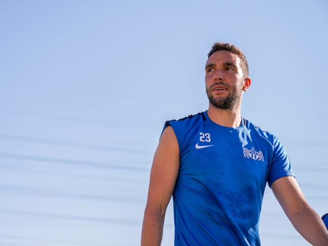 Der FC Zürich hat mehrere Spieler aus dem Ausland verpflichtet, von denen nicht zum Teil allzu viel bekannt ist. Einer der vielversprechendsten Zugänge ist der Linksaussen Mimoun Mahi, der vom niederländischen Verein Groningen kommt. Vergangene Saison schoss er in der Eredivisie 7 Tore und gab 6 Assists.