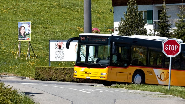Postauto in Wollerau (Symbolbild) 