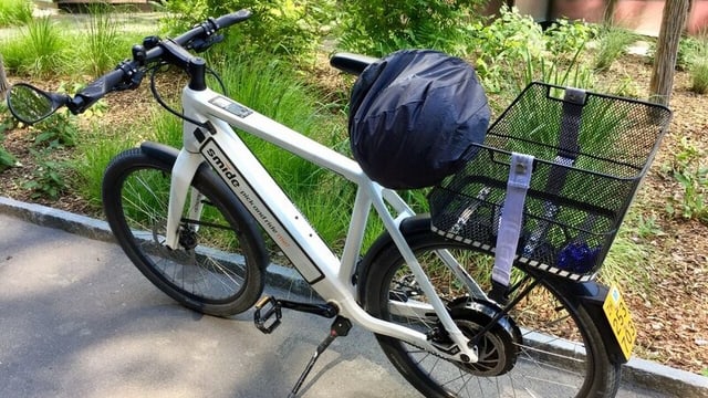 abgestelltes E-Bike abgestelltes E-Bike