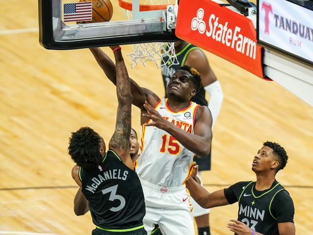 Clint Capela. Clint Capela.