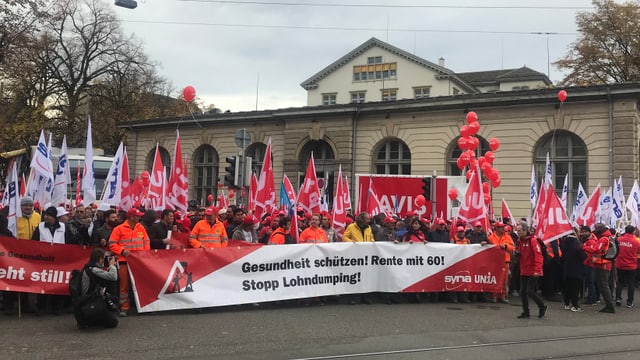 Bauarbeiterprotest in der Zürcher Innenstadt