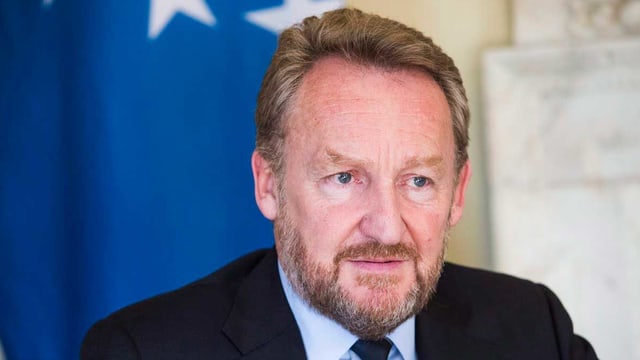 Bakir Izetbegović Bakir Izetbegović