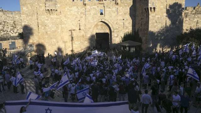 Nationalisten ziehen durch Jerusalem. Nationalisten ziehen durch Jerusalem.