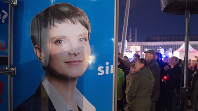 Plakat mit dem Konterfei mit Frauke Petry Plakat mit dem Konterfei mit Frauke Petry
