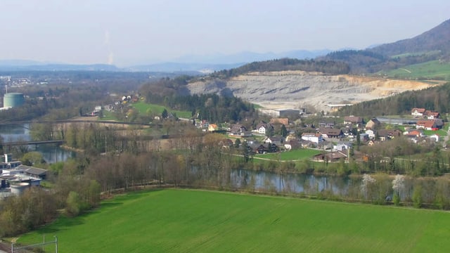 Die Gemeinde Auenstein aus dem Flugzeug. Die Gemeinde Auenstein aus dem Flugzeug.