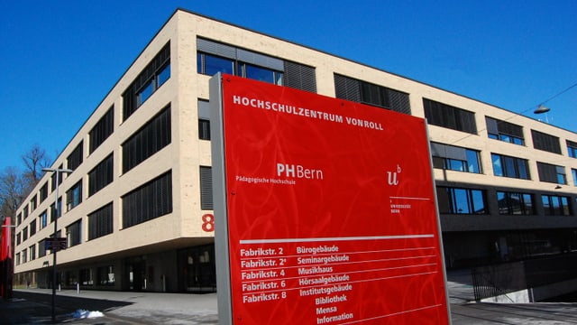 Die Pädagogische Hochschule Bern. Die Pädagogische Hochschule Bern.