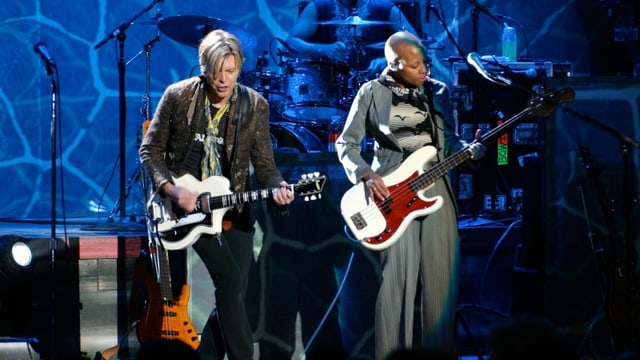 Video «Video Killed The Radio Star - David Bowie» abspielen Video «Video Killed The Radio Star - David Bowie» abspielen
