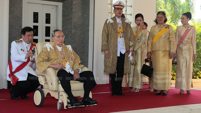 Der thailändische König. Der thailändische König.
