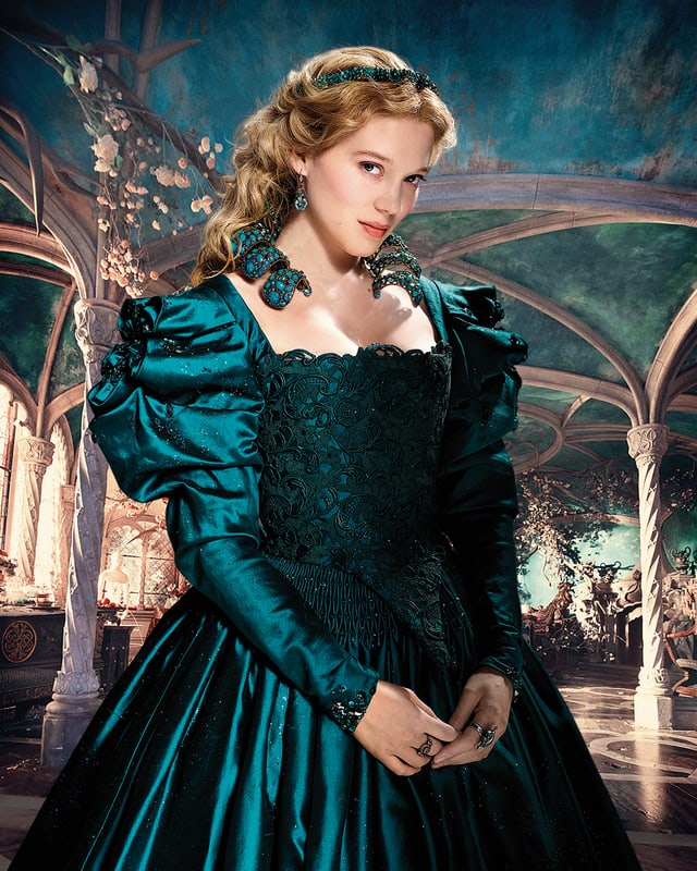 Seydoux als Belle im grünen Kleid Seydoux als Belle im grünen Kleid