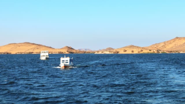Video «Stille Wasser sind tief - Der Nassersee» abspielen Video «Stille Wasser sind tief - Der Nassersee» abspielen