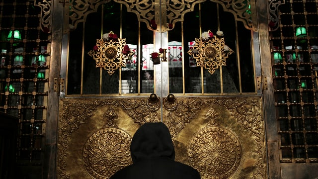 Betende Frau am Vorabend von Mawlid, Kairo