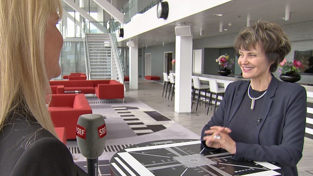 Micheline Calmy-Rey im Gespräche mit Alexandra Gubser. Micheline Calmy-Rey im Gespräche mit Alexandra Gubser.
