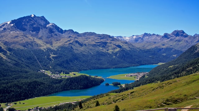 Blick von der Trutzhütte auf die Oberengadiner Seen Blick von der Trutzhütte auf die Oberengadiner Seen