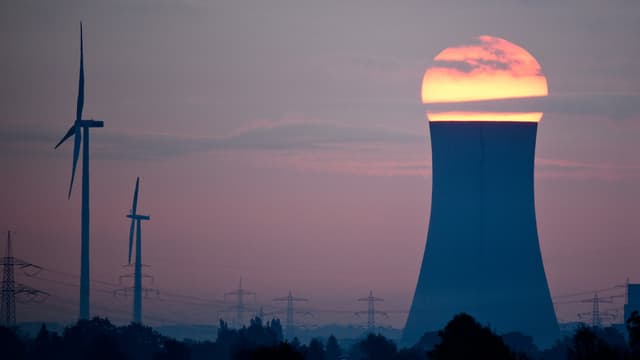 Steinkohlekraftwerk in Niedersachsen. Steinkohlekraftwerk in Niedersachsen.