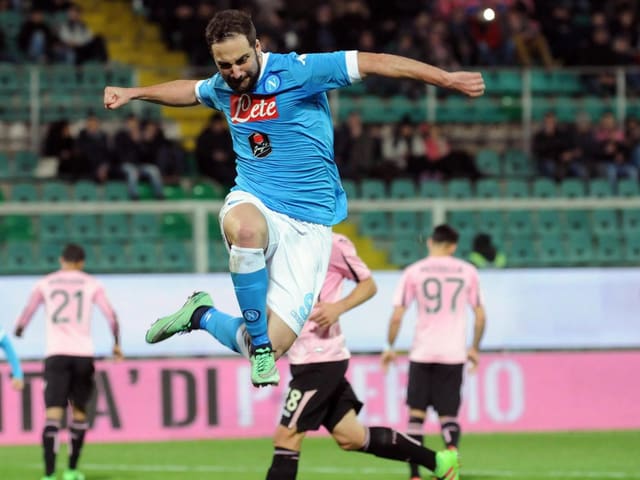 Gonzalo Higuain bejubelt ein Tor.