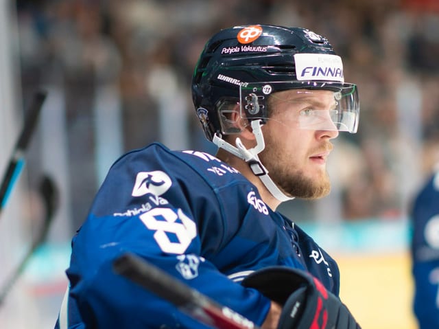 Teemu Turunen an der Bande, Teemu Turunen an der Bande,