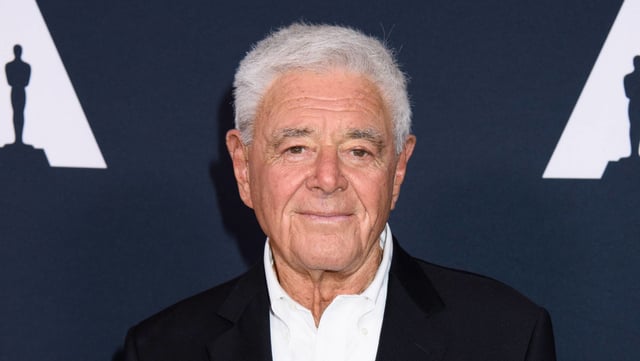Auf dem Bild ist Richard Donner zu sehen. Auf dem Bild ist Richard Donner zu sehen.