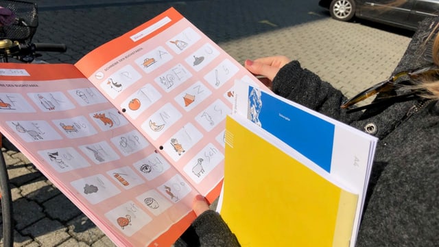 Schreibheft mit ausgefüllten Übungen Schreibheft mit ausgefüllten Übungen