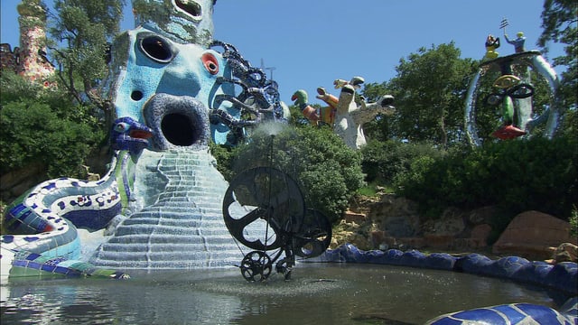 Video «Niki de Saint Phalle – Der Traum vom fantastischen Garten» abspielen Video «Niki de Saint Phalle – Der Traum vom fantastischen Garten» abspielen