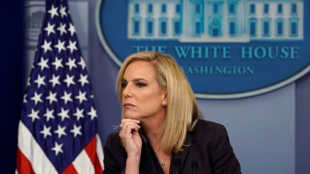 Heimatschutzministerin Kirstjen Nielsen spricht vor der Presse Heimatschutzministerin Kirstjen Nielsen spricht vor der Presse