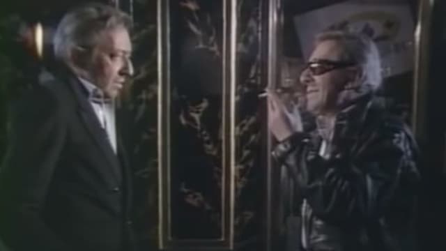 Gainsbourg (links) interviewt Gainsbarre (rechts). Gainsbourg (links) interviewt Gainsbarre (rechts).