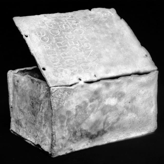Die Box, die das Herz von Richard Löwenherz enthielt Die Box, die das Herz von Richard Löwenherz enthielt