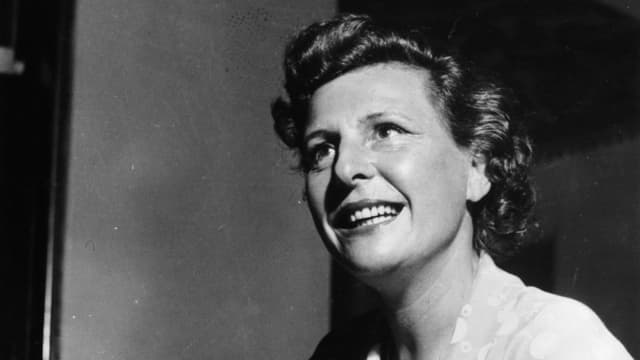 Ein Porträt der deutschen Schauspielerin Leni Riefenstahl. Ein Porträt der deutschen Schauspielerin Leni Riefenstahl.