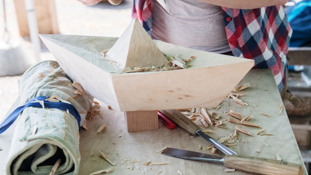 Segelschiffchen aus Holz Segelschiffchen aus Holz