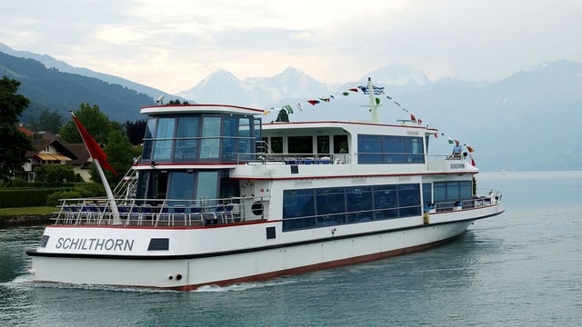 Schiff auf dem Thunersee Schiff auf dem Thunersee
