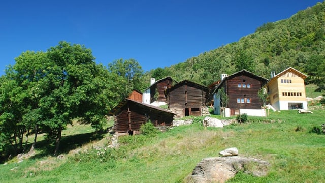 Das Dorf Ossona. Das Dorf Ossona.