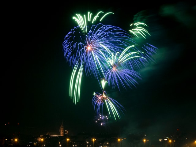Panorama Von Glucksbringern Und Silvesterbrauchen Prosit Neujahr News Srf
