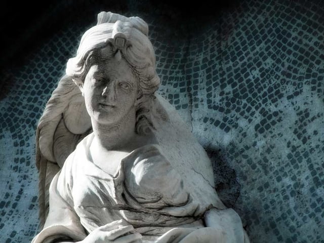 Ein erbarmungsvoller Engel auf dem Friedhof von Catania. Ein erbarmungsvoller Engel auf dem Friedhof von Catania.