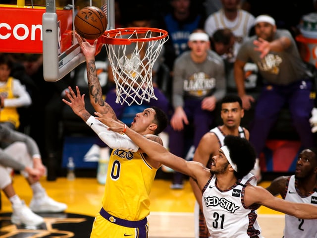 Sielszene im Spiel Lakers gegen Brooklyn. Sielszene im Spiel Lakers gegen Brooklyn.