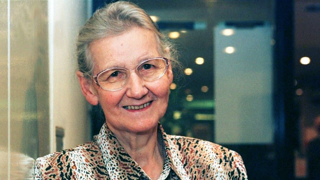 Porträt der Schriftstellerin Hanni Salvisberg. Porträt der Schriftstellerin Hanni Salvisberg.