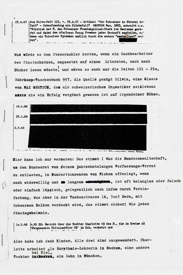Eine Seite aus der Fiche von Max Frisch: schwarz-weisse Schreibmaschinenschrift, manche Wörter durchgestrichen.