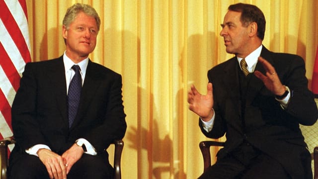 Bil Clinton und Adolf Ogi. Bil Clinton und Adolf Ogi.