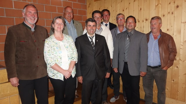 La candidata ed ils candidats per la suprastanza da la nova vischnanca da Surses. La candidata ed ils candidats per la suprastanza da la nova vischnanca da Surses.