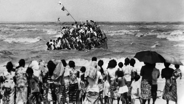 Mehr als 1,5 Million Vietnamesen wagen die Flucht übers Meer. Mehr als 1,5 Million Vietnamesen wagen die Flucht übers Meer.