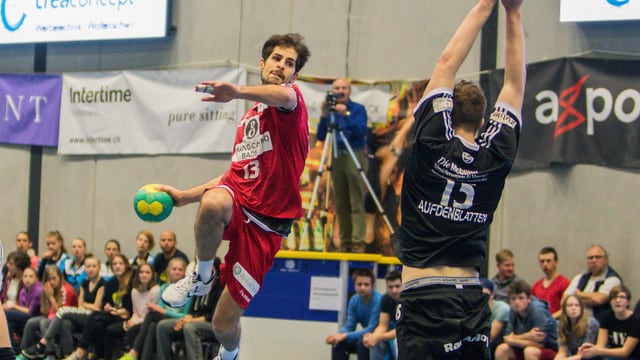 Endingen-Spieler in Aktion. Endingen-Spieler in Aktion.